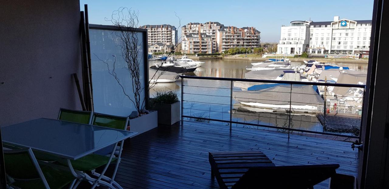 Vista Bahia Nordelta Lägenhet Tigre Exteriör bild
